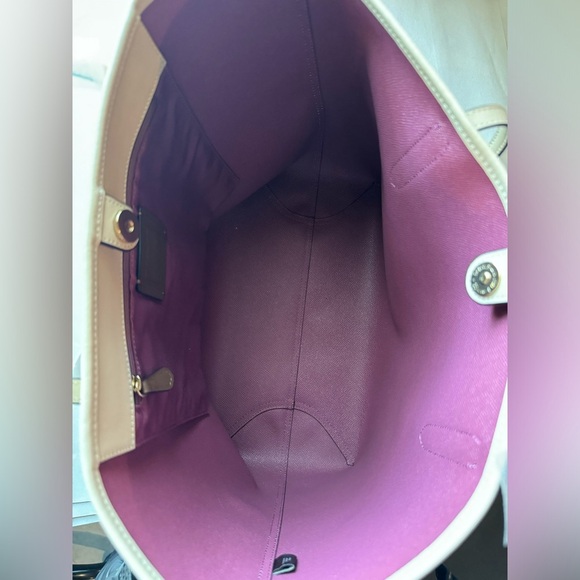 NWT COACH CF342 Monogram City Chalk Tote - Picture 4 of 8